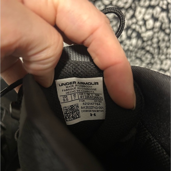 UA Micro G valsetz tactical boot - Picture 8 of 10